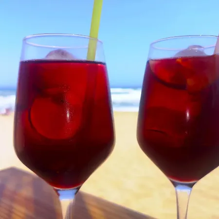 Del Mar 1 Deluxe Centrum Апартаменты Торевьиа